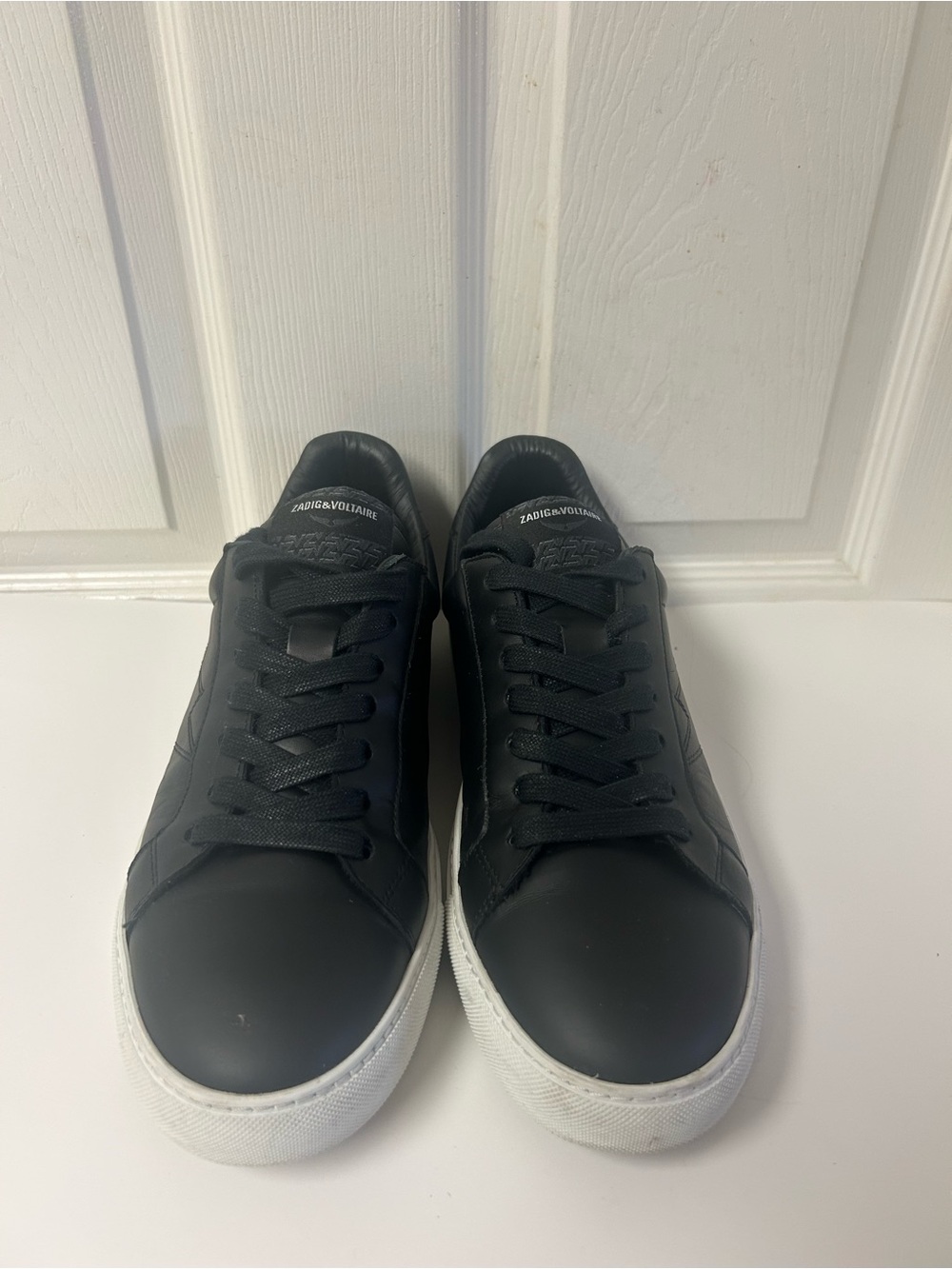 Zadig & Voltaire Black Leather Low-Top Sneakers with White Sole - Picture 5 of 10
